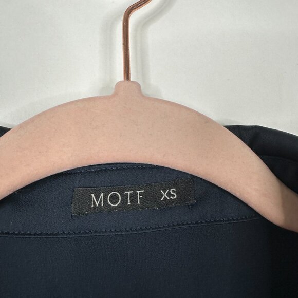 2/$30 MOTF Satin Contrasted Button-Down Shirt Deep Blue XS #BAG12 - Picture 5 of 7